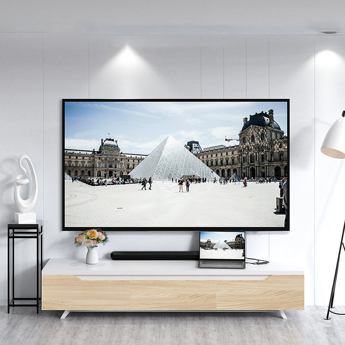 syntech USB C to HDMI Adapter connected with tv
