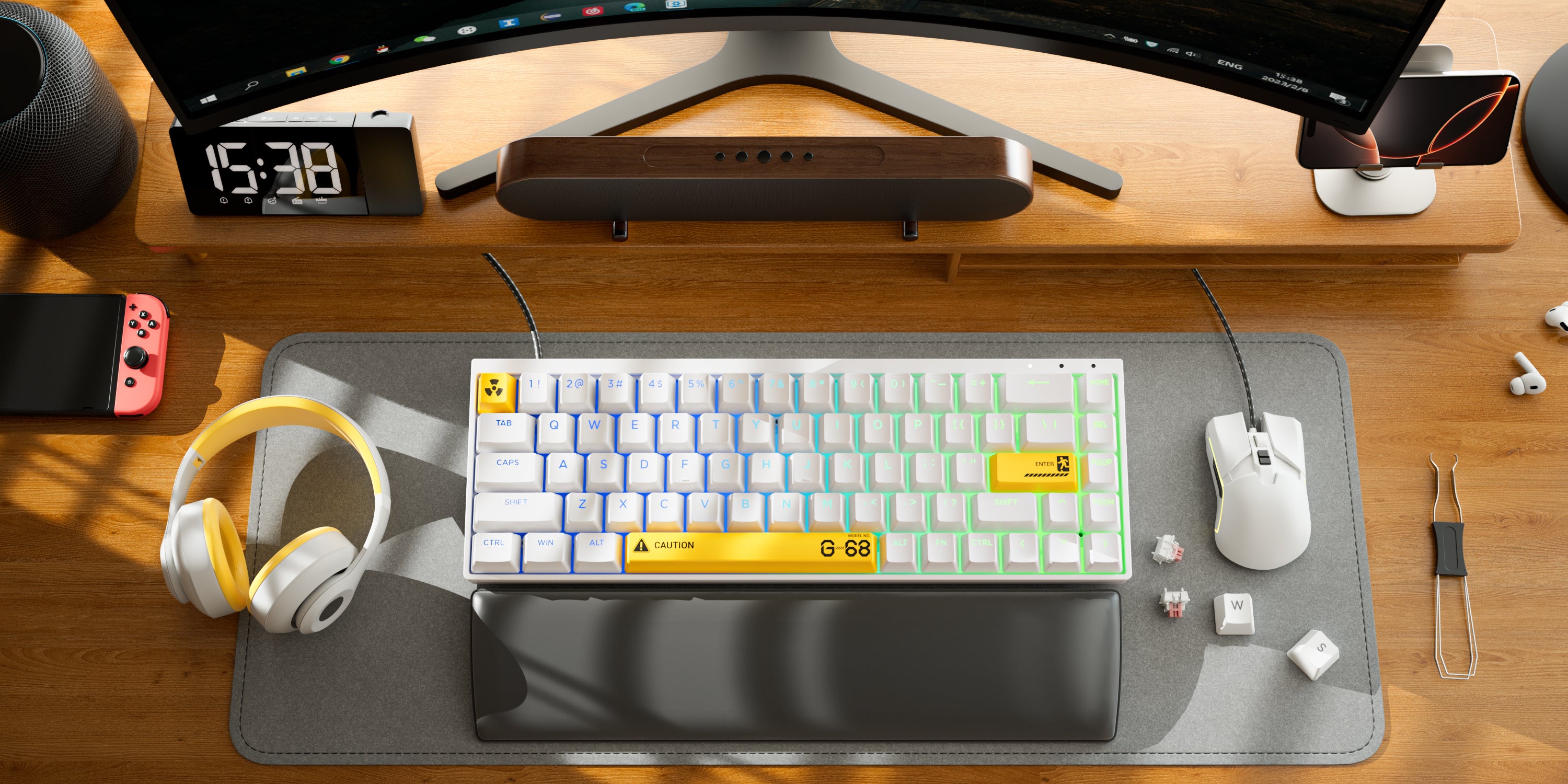 A life using showcase of yellow Syntech Chronos 68 Magnetic Keyboard